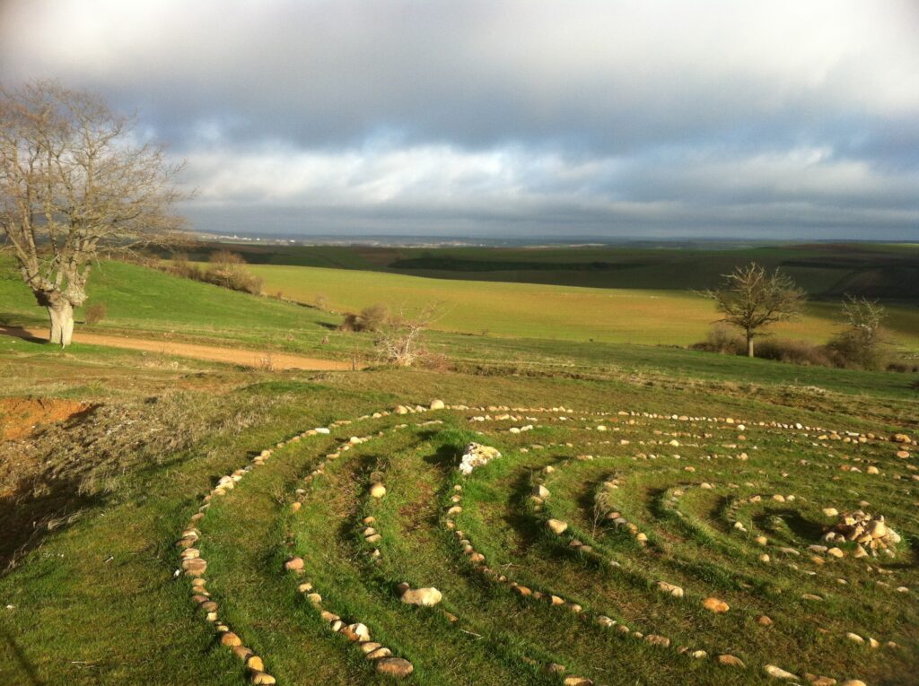 camino-photo-of-the-day-circles-pilgrims-on-the-way
